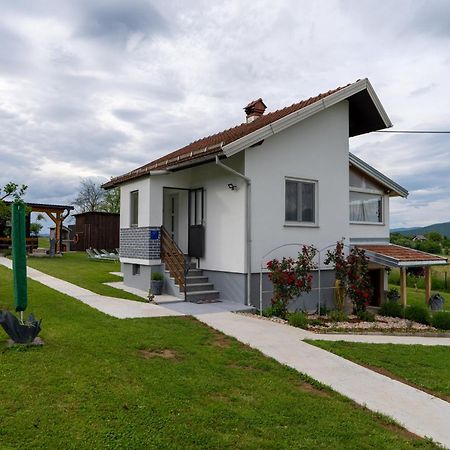 Kuca Za Odmor Belina Villa Otocac Bagian luar foto