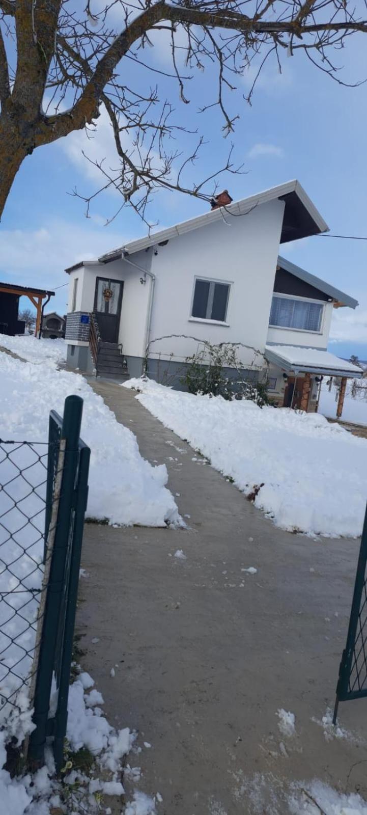 Kuca Za Odmor Belina Villa Otocac Bagian luar foto